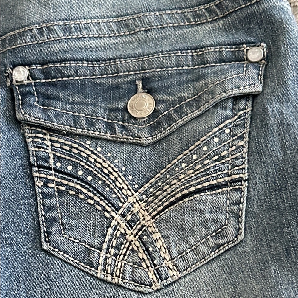 Vintage Denim Flare Jeans (Juniors) - Picture 5 of 15
